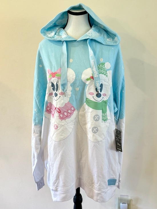 Disney Tops - Disney / Loungefly Holiday Hoodie size Large